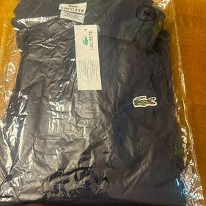 1 black Lacoste T-shirt